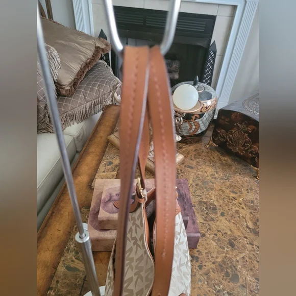 Michael Kors Brown Logo Tote Bag - Picture 6 of 10